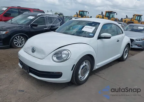 2016 Volkswagen Beetle 1.8T Classic z USA, uszkodzony, nr VIN 3VWF17AT0GM631439